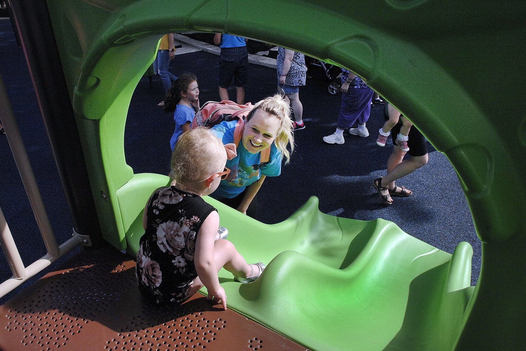 080919-blm-loc-4playground